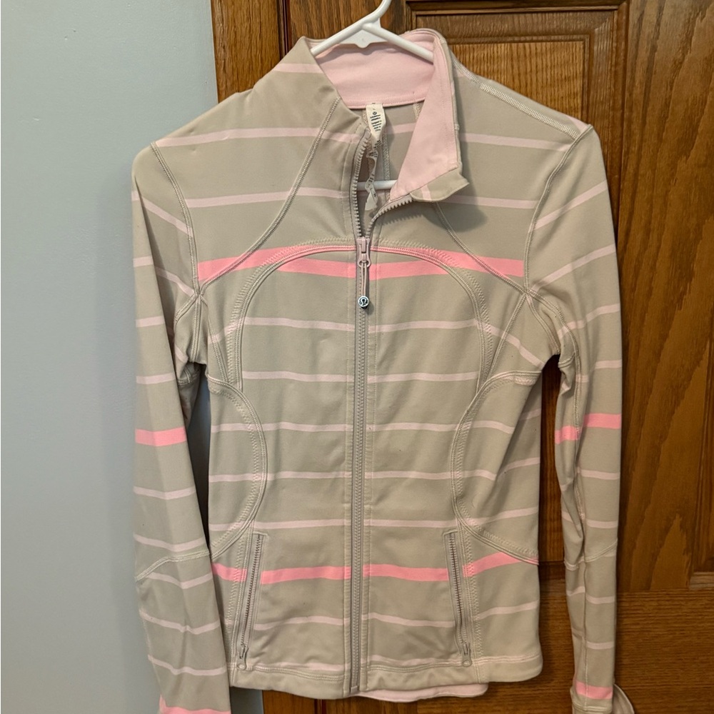 Lululemon define jacket. Size 6, beige and pink striped